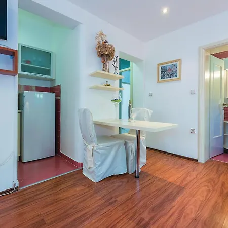Apartment Augusta Senoe Vi Vodice