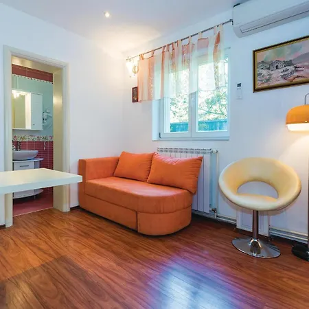 Augusta Senoe Vi Apartment Vodice