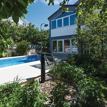 Augusta Senoe Vi Apartment Vodice
